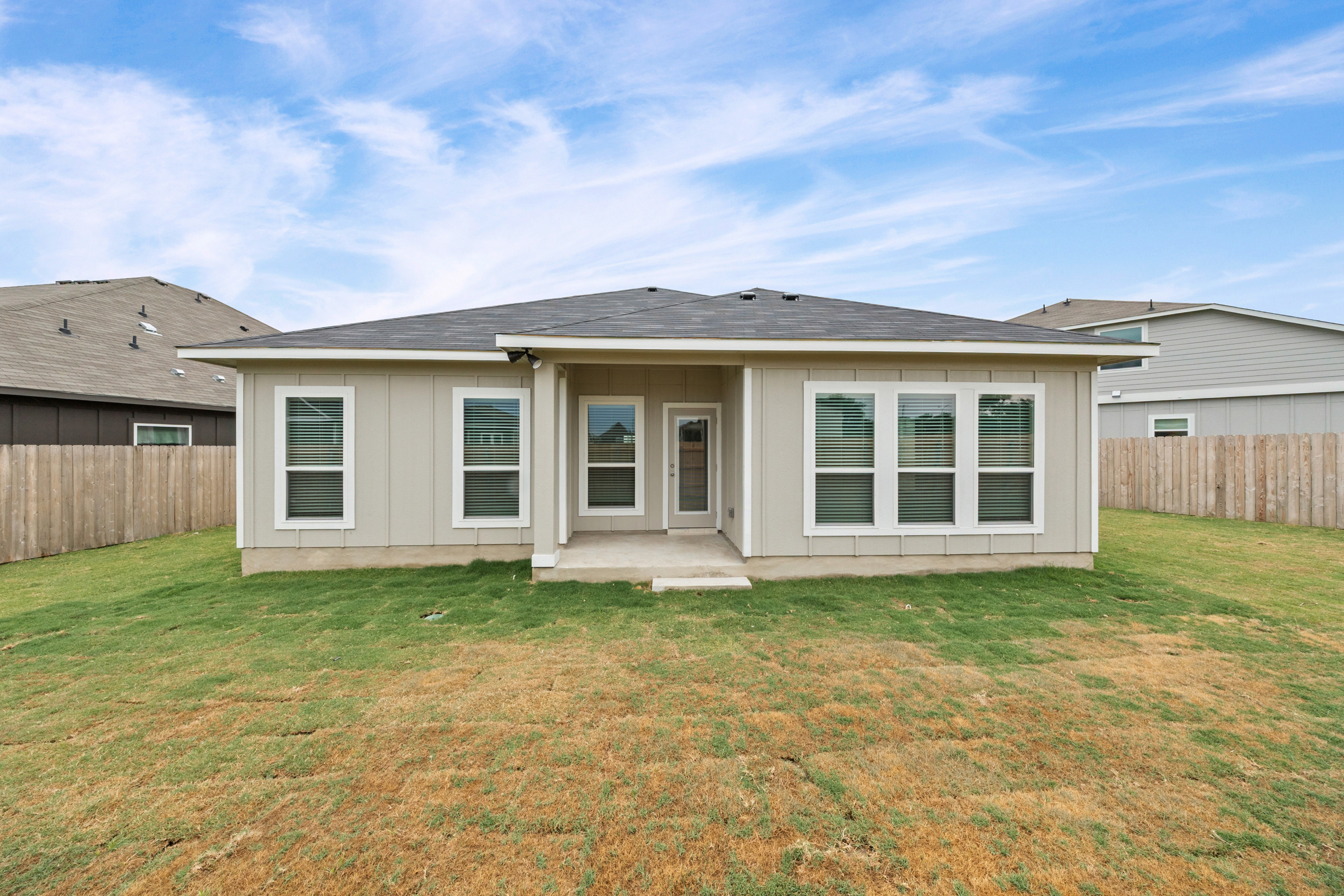 722 pipe creek-28