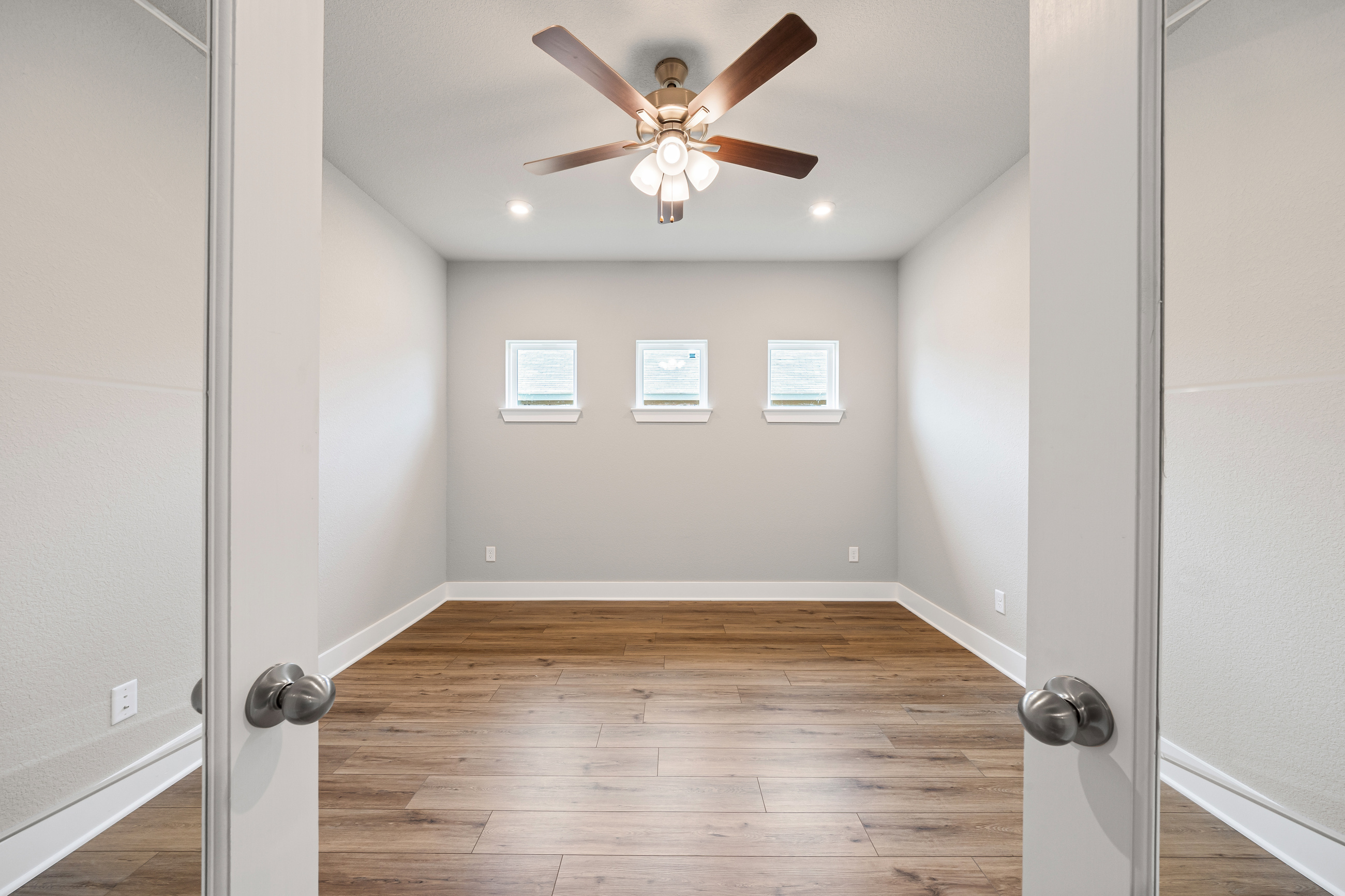 7221 caladium dr-15