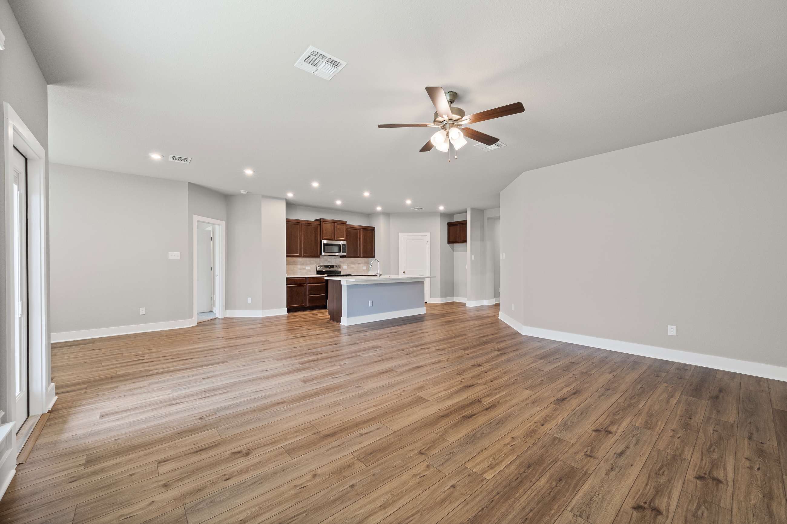 7221 caladium dr-6