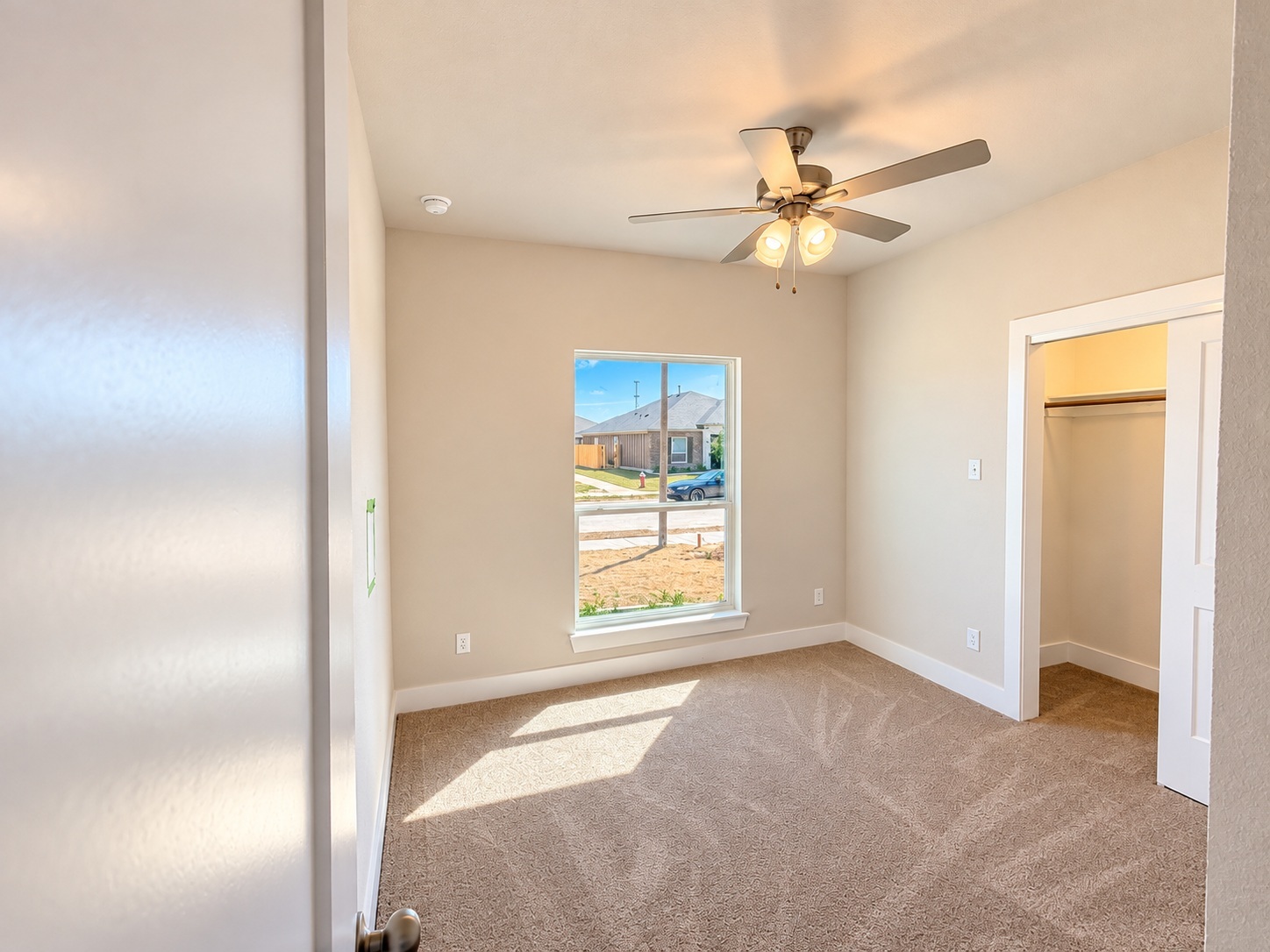 bedroom4