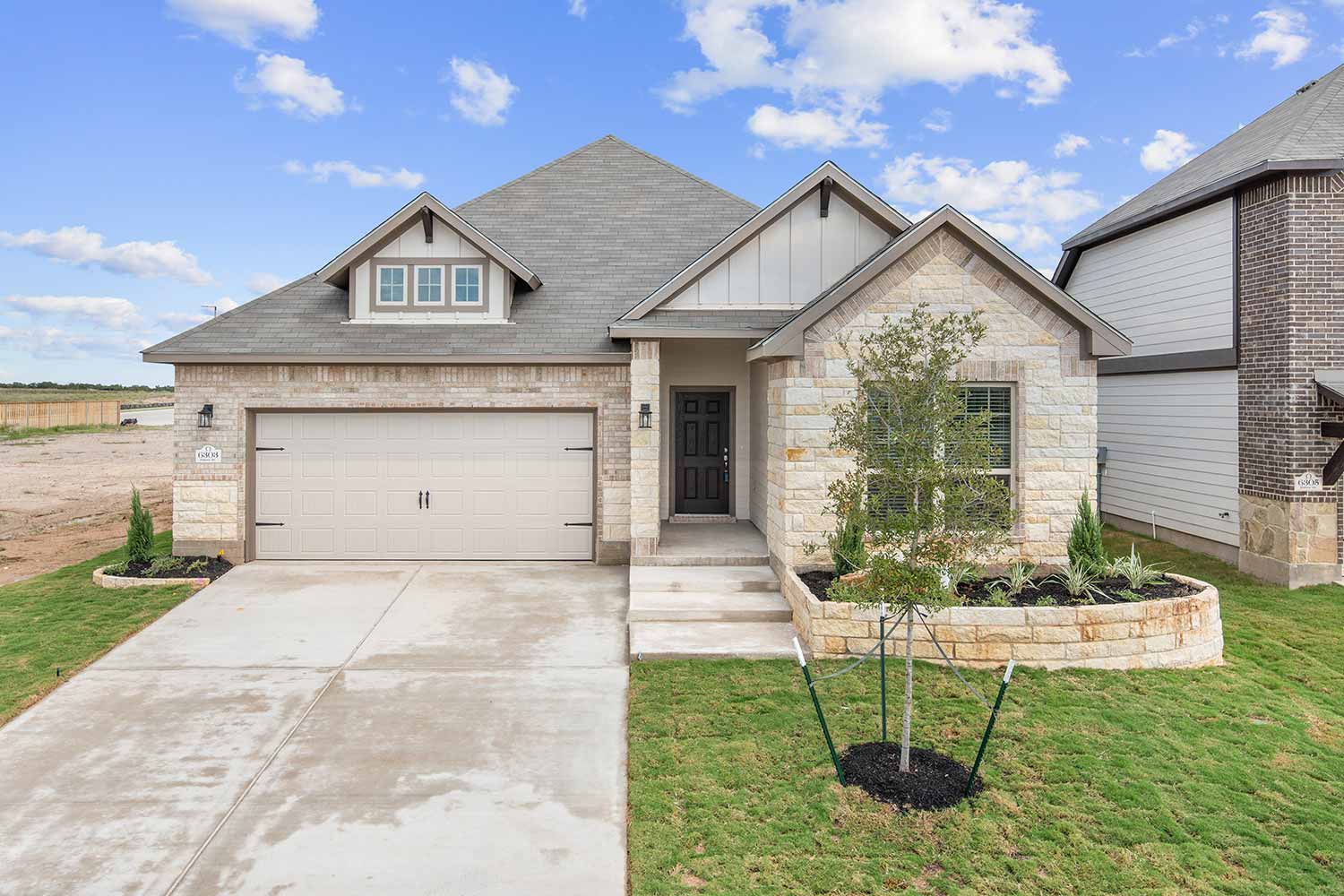 Southern Pointe Homes for Sale 6303 Eldora Dr