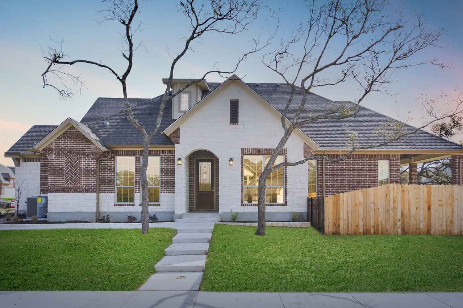 New Homes for Sale in TX 1421 Horizon View Dr