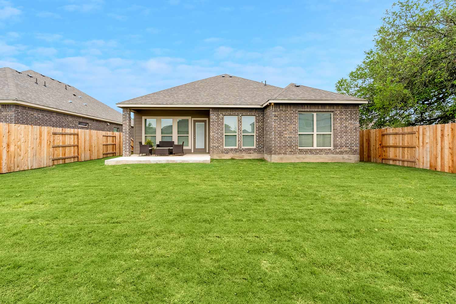 Crescent Bluff Model Homes