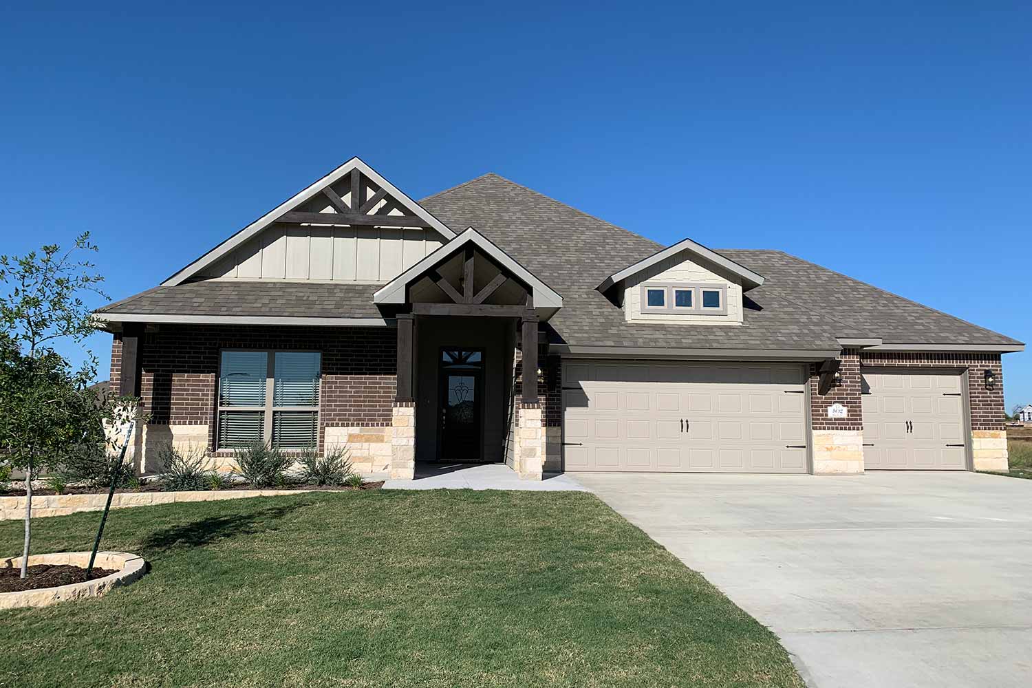 502-raven-model-home