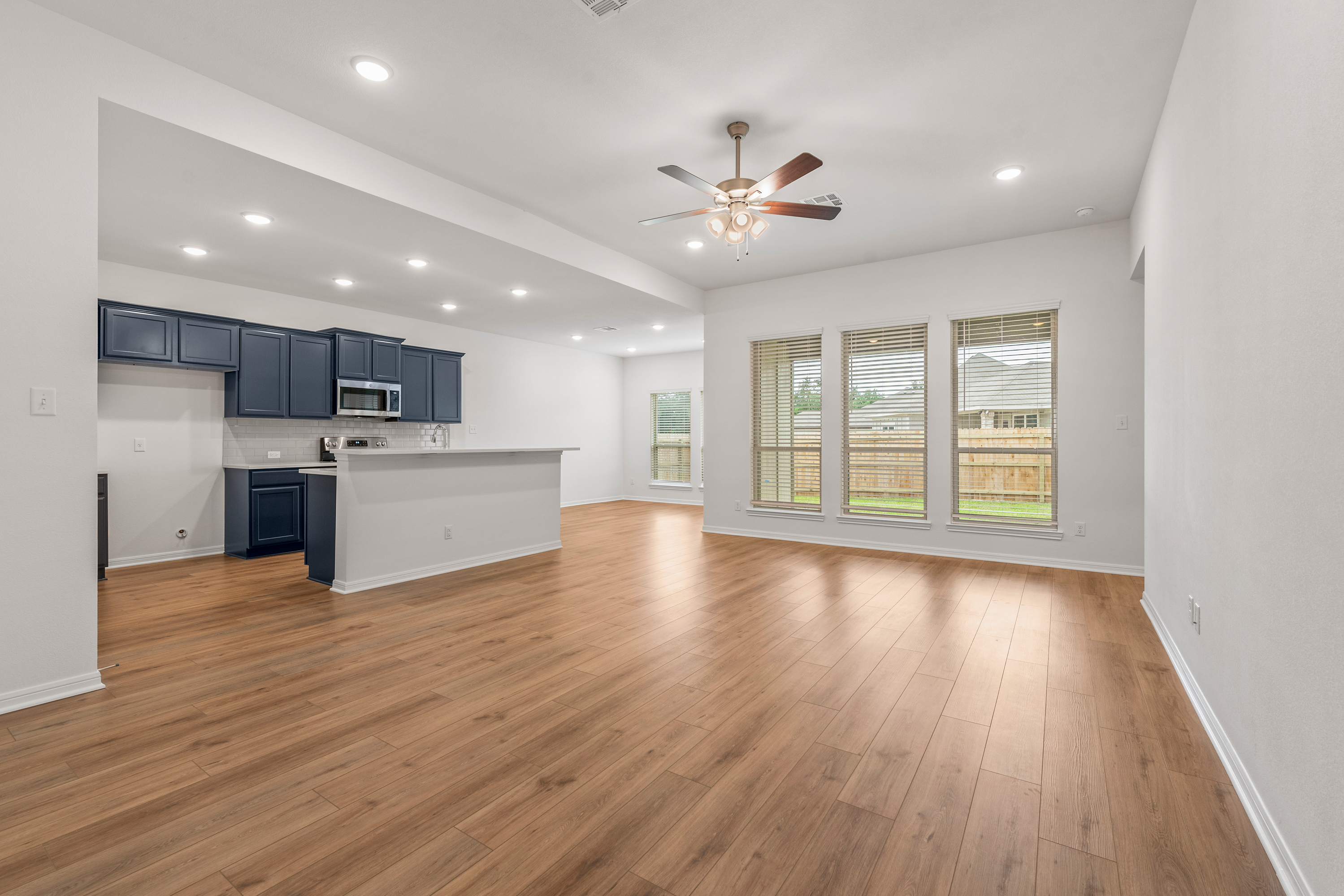1809-thorndyke-03