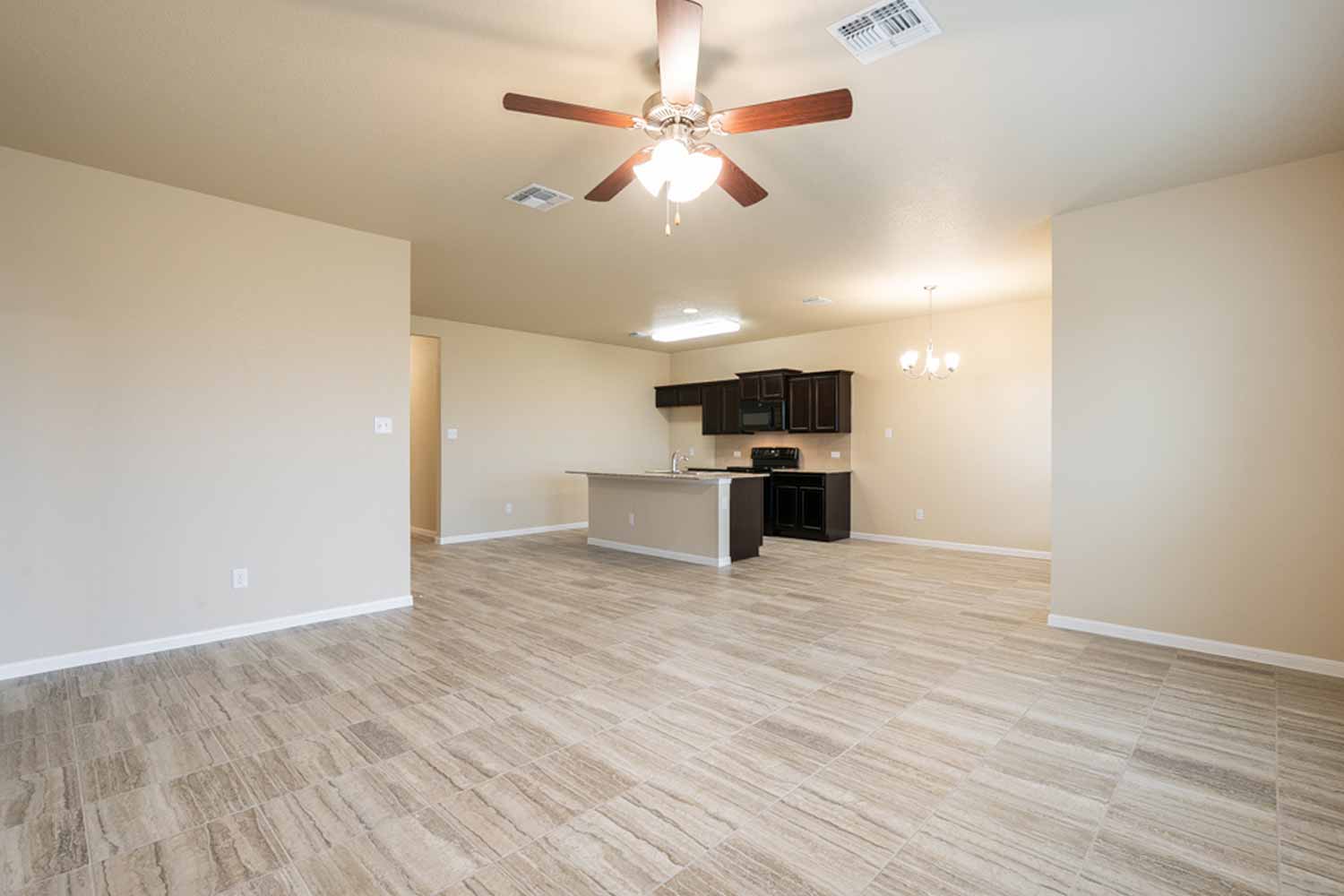 Omega Builders Model Home Stock Image https://www.omegabuilders.com/hubfs/content/photos/reserve-at-pea-ridge/7417-hickman/7417-hickman-08.jpg