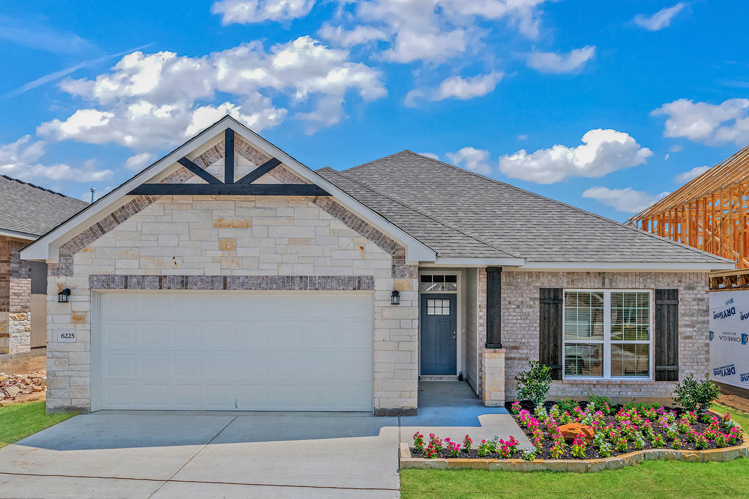 6225 Talladega Dr