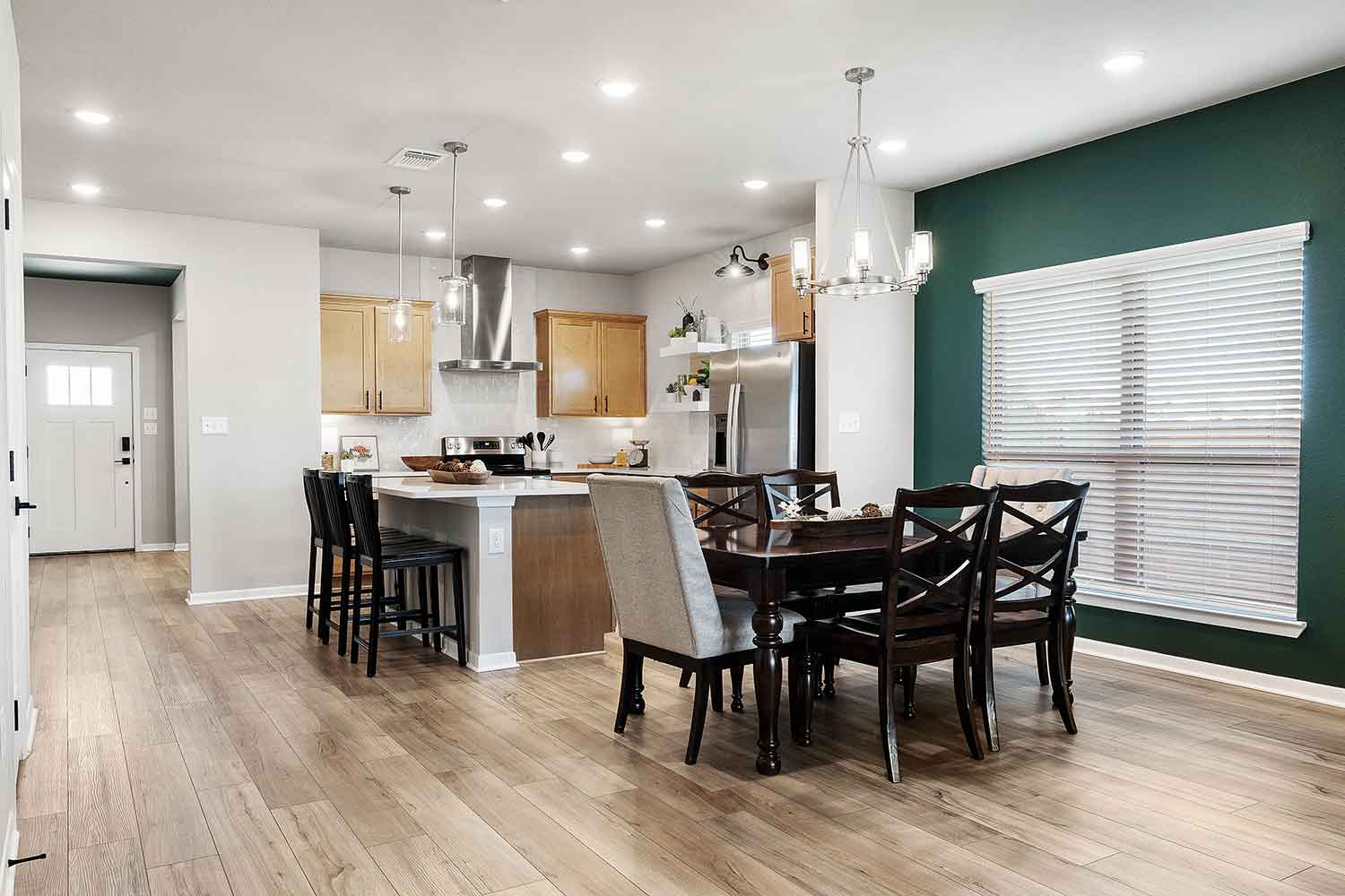 2044-stillwell-st-013